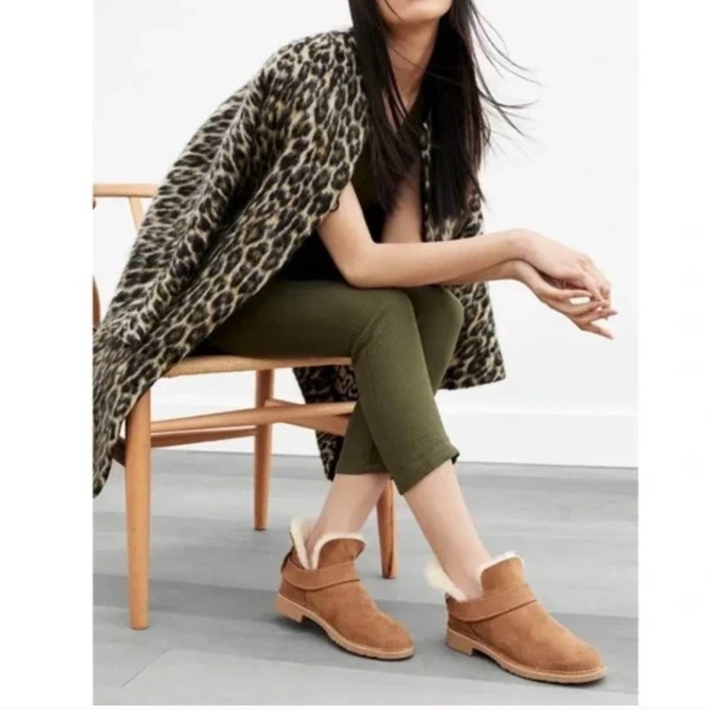 Ugg McKay Ankle Boot